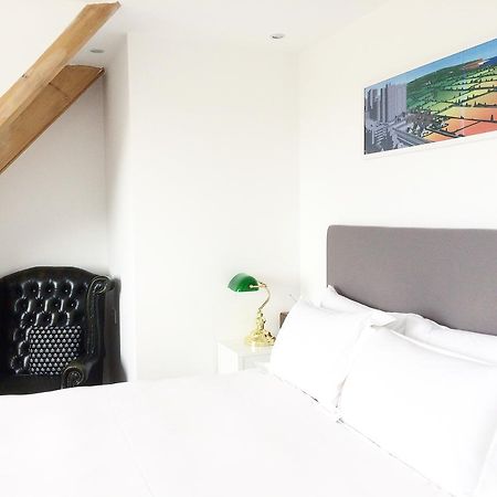 Bed and Breakfast The Blue Door à New Quay Extérieur photo